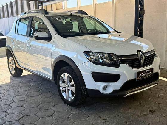 RENAULT SANDERO 1.6 STEPWAY 8V FLEX 4P MANUAL RENAULT SANDERO 1.6 STEPWAY 8V FLEX 4P MANUAL